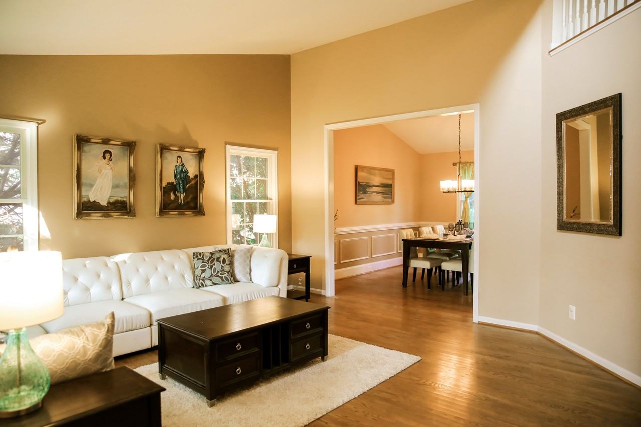 506 Roland Street Southwest - Photo 3 of 42