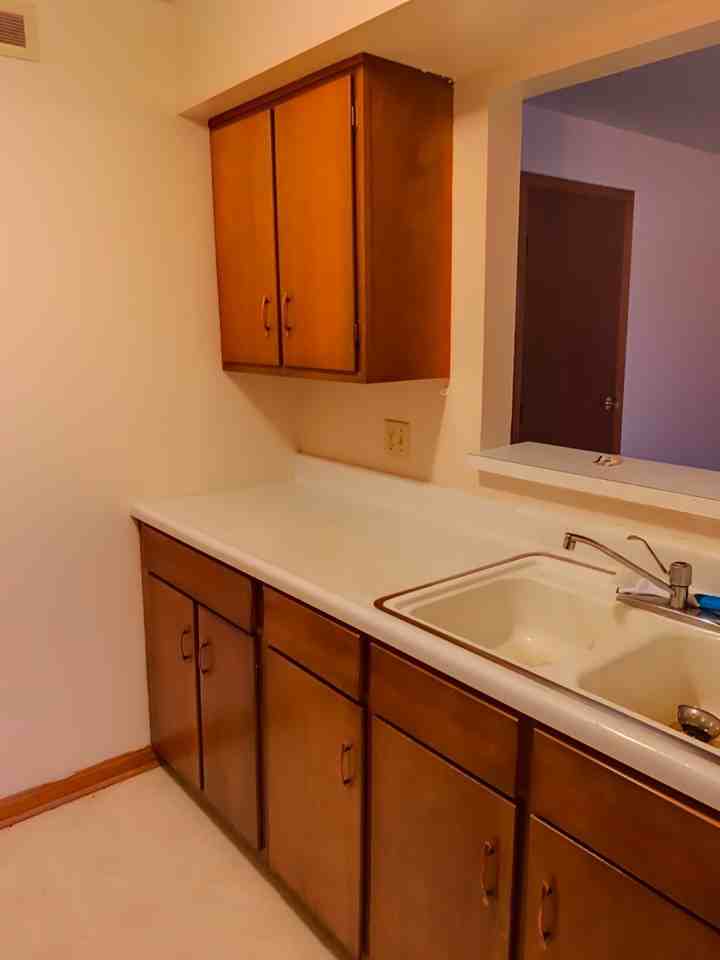 1000-1006 Jackson Lane #1004 - Photo 3 of 12