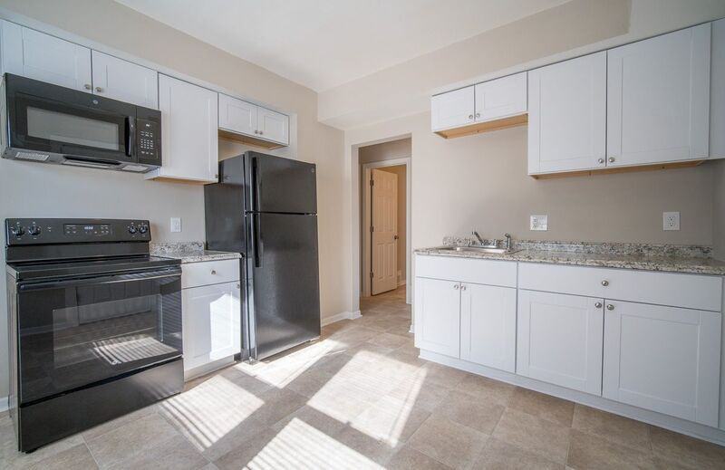 1752 N 52nd St - Photo 2 of 19