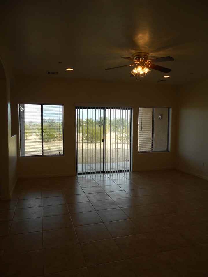 11670 W Picture Rocks Rd - Photo 3 of 14