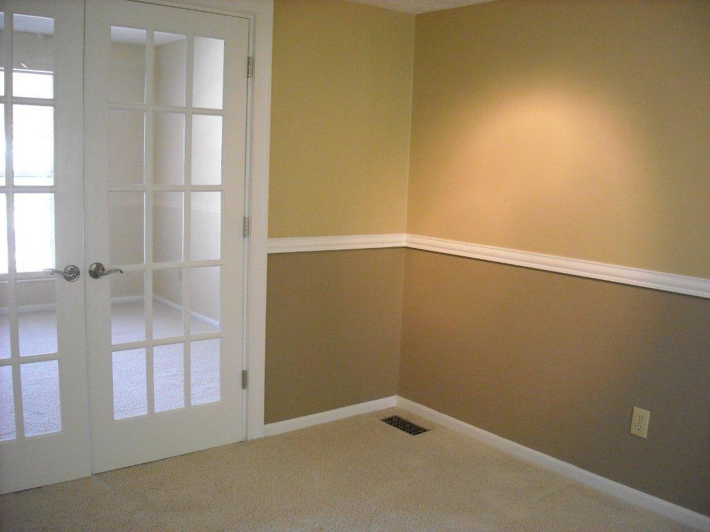 5440 Stone Hill Dr - Photo 3 of 14