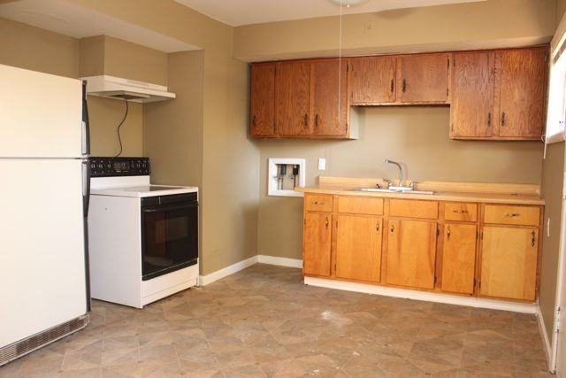 7103 E 112th St - Photo 3 of 5