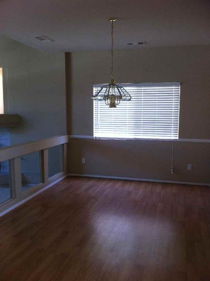 4813 Lufkin Ave - Photo 3 of 18