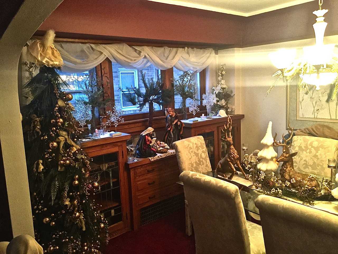 3057 N 57th St - Photo 3 of 16