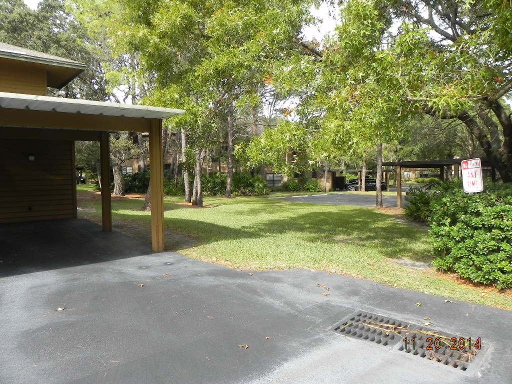 605 Lennox Rd W - Photo 2 of 15