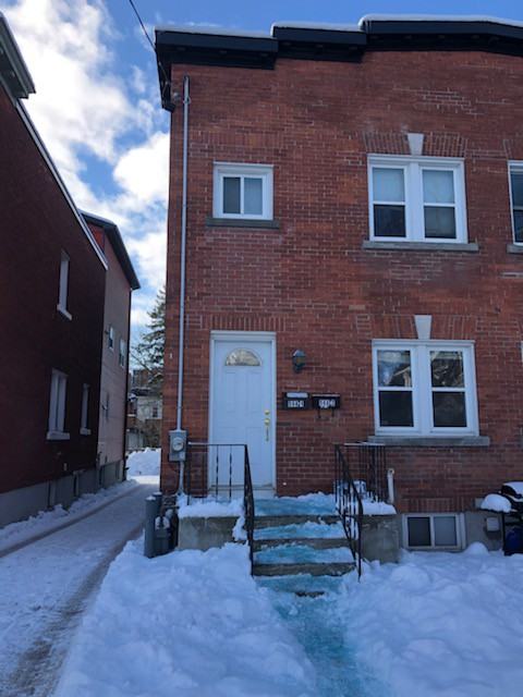 568 Chapel Street #1