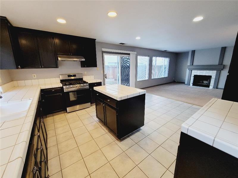 4504 Muledeer Ct - Photo 4 of 25