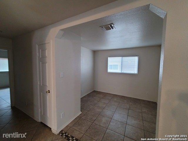 8039 Cypress Pass - Photo 3 of 19