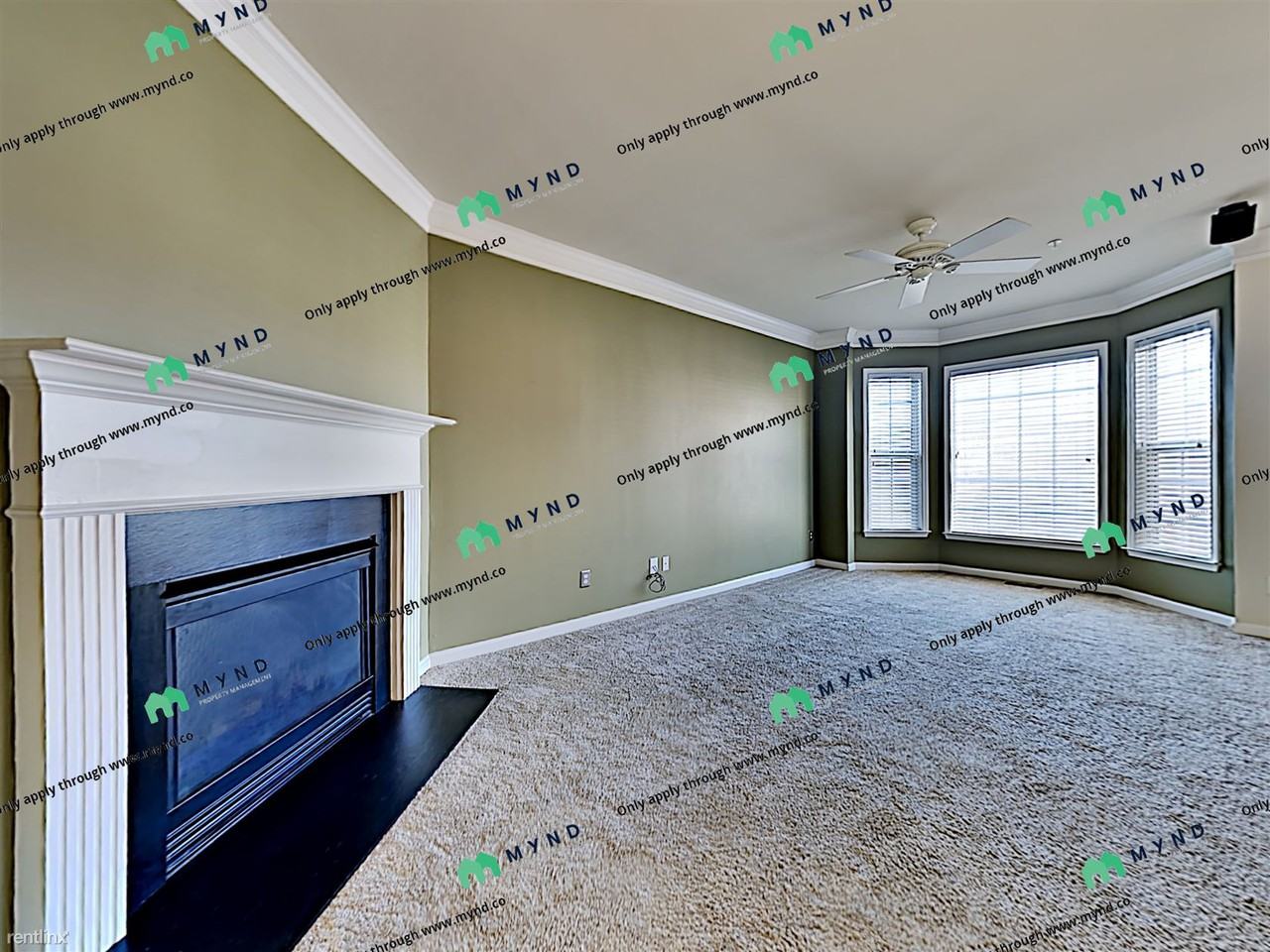 1748 Highlands Vw Se - Photo 2 of 18