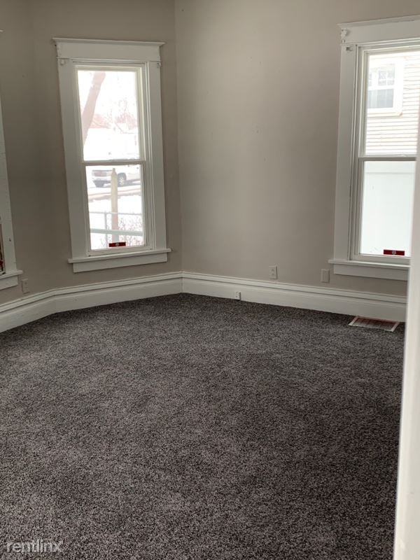 1513 7th St - Photo 3 of 17