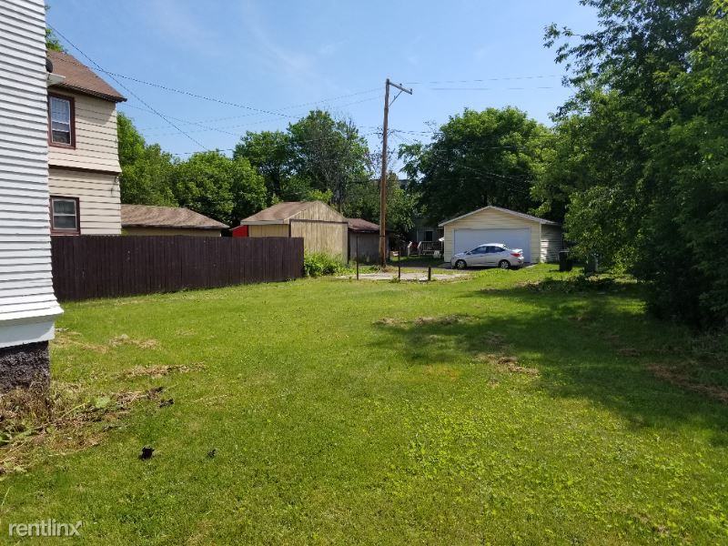 1622 Ogden Ave - Photo 3 of 26