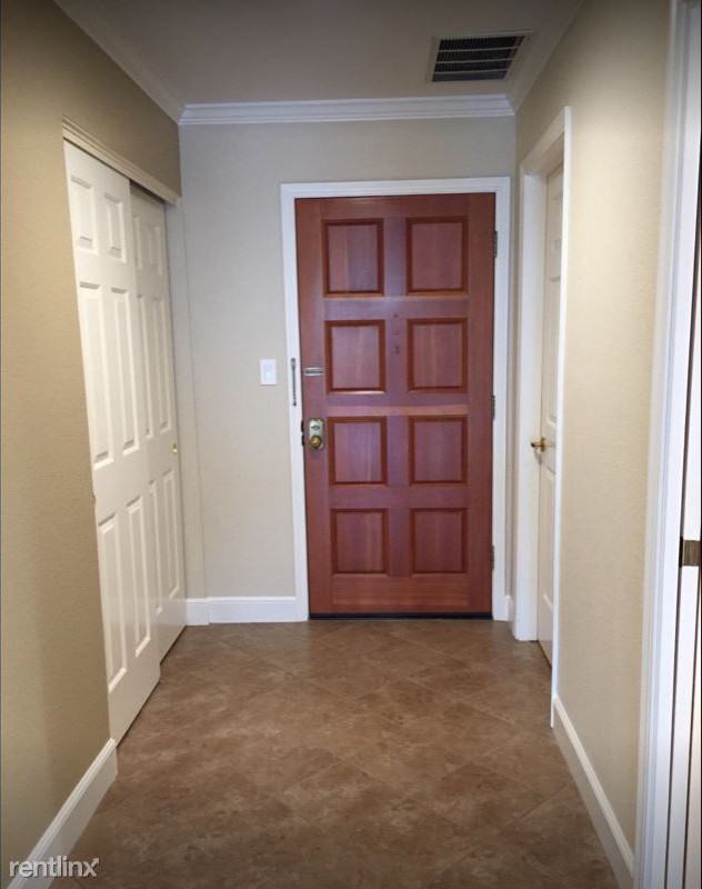 30 30 Lorton Ave 101 - Photo 2 of 12