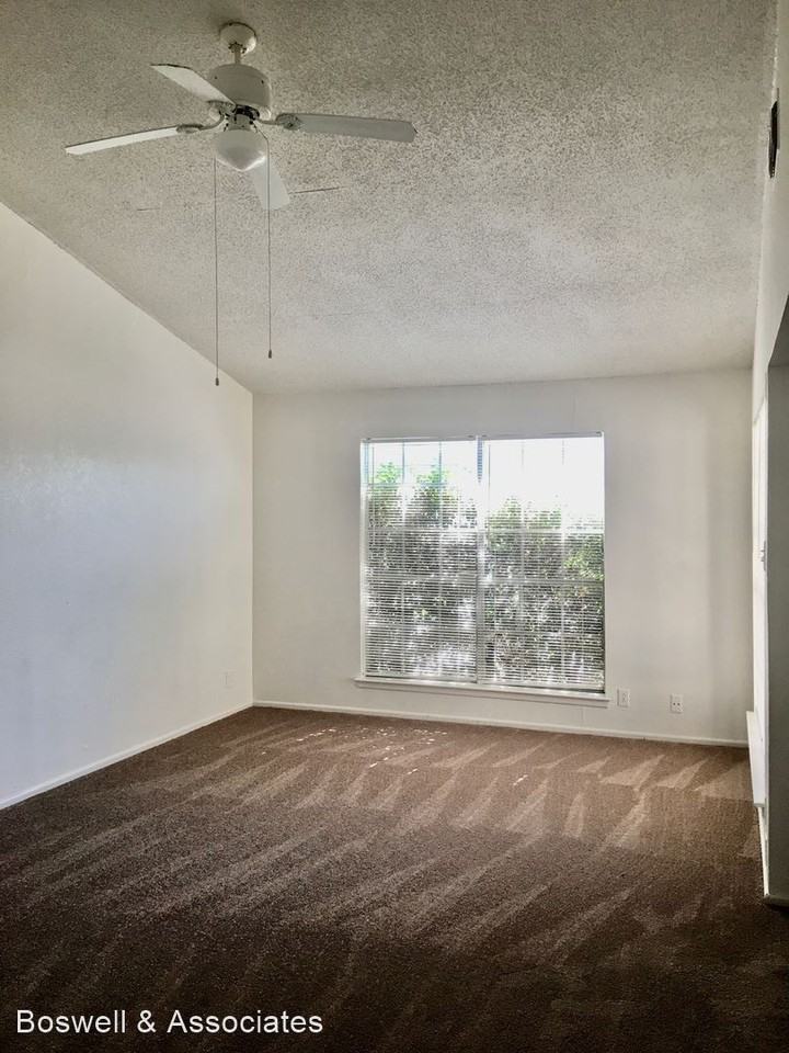 4344 W Dengar Ave Apt A - Photo 2 of 8