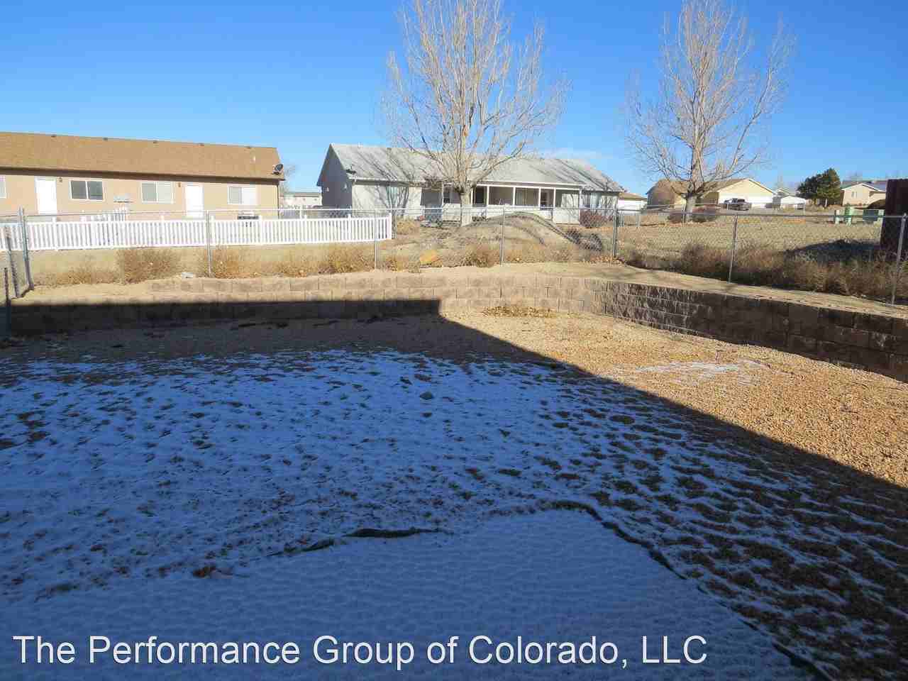 247 W Coral Dr - Photo 2 of 18