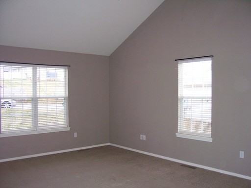 167 Mystic Ln - Photo 2 of 6