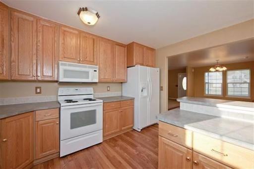 520 W 5th Ave - Photo 2 of 13