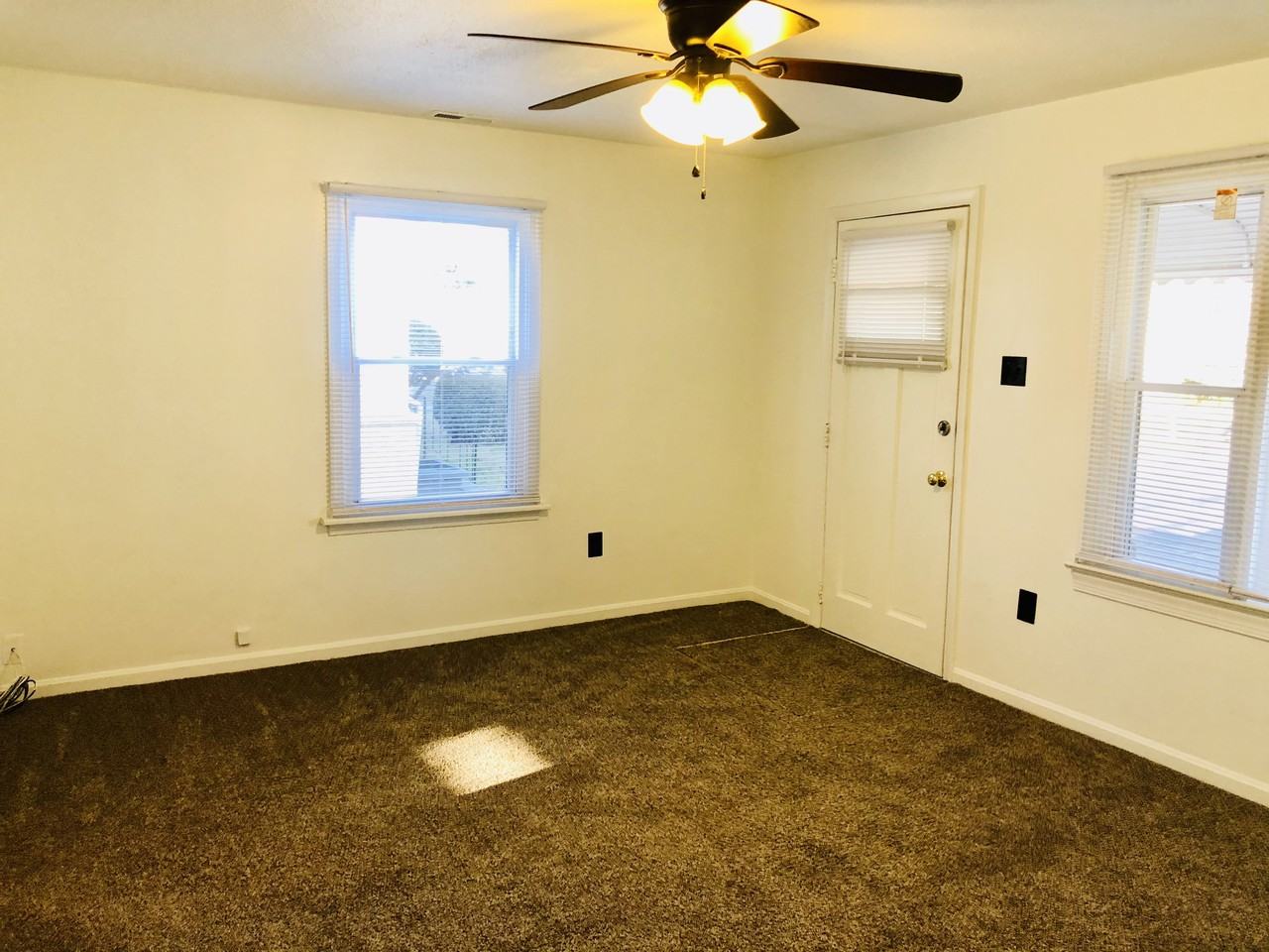 56 Radford St - Photo 3 of 17