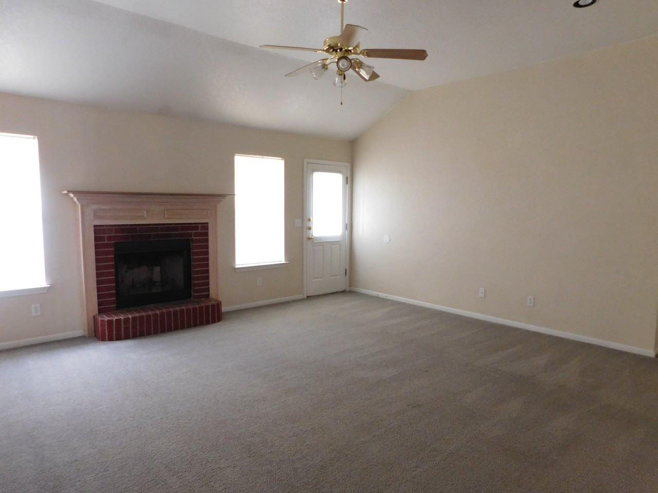 1704 Granex Dr - Photo 2 of 13