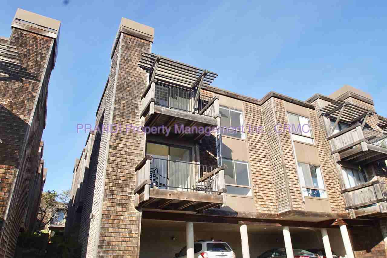 549 Seaver Dr - Photo 2 of 16