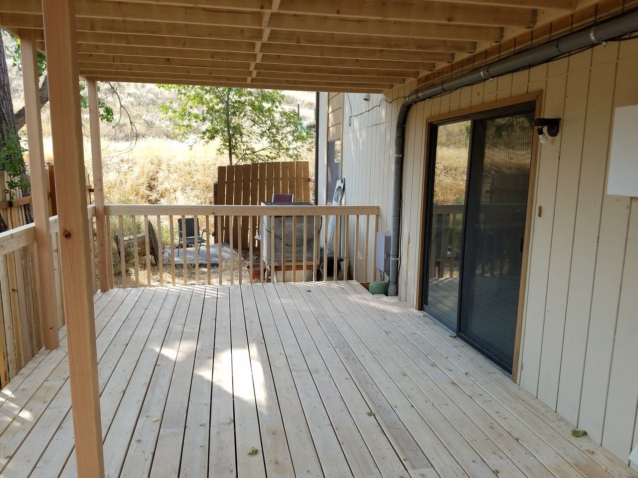 1726 1/2 Alger Ave - Photo 2 of 4