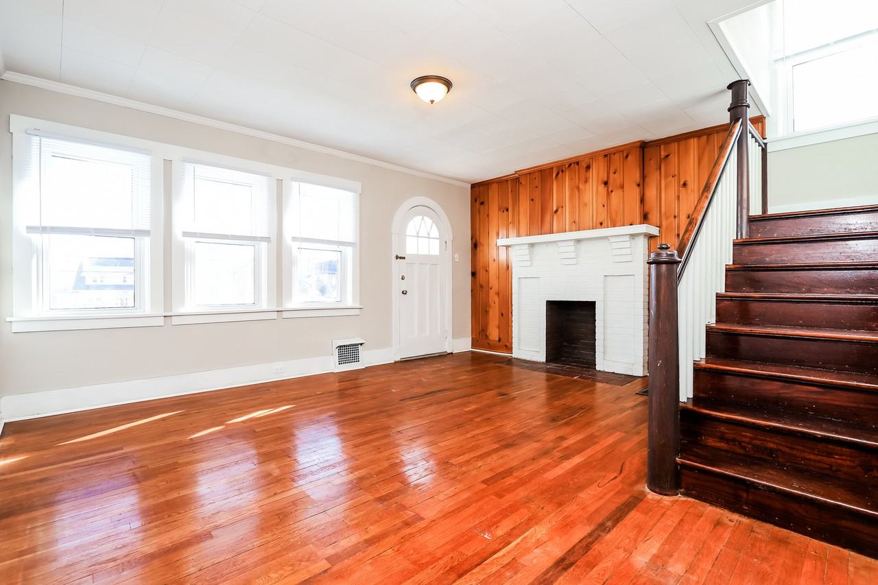 4908 Plaport St - Photo 2 of 12