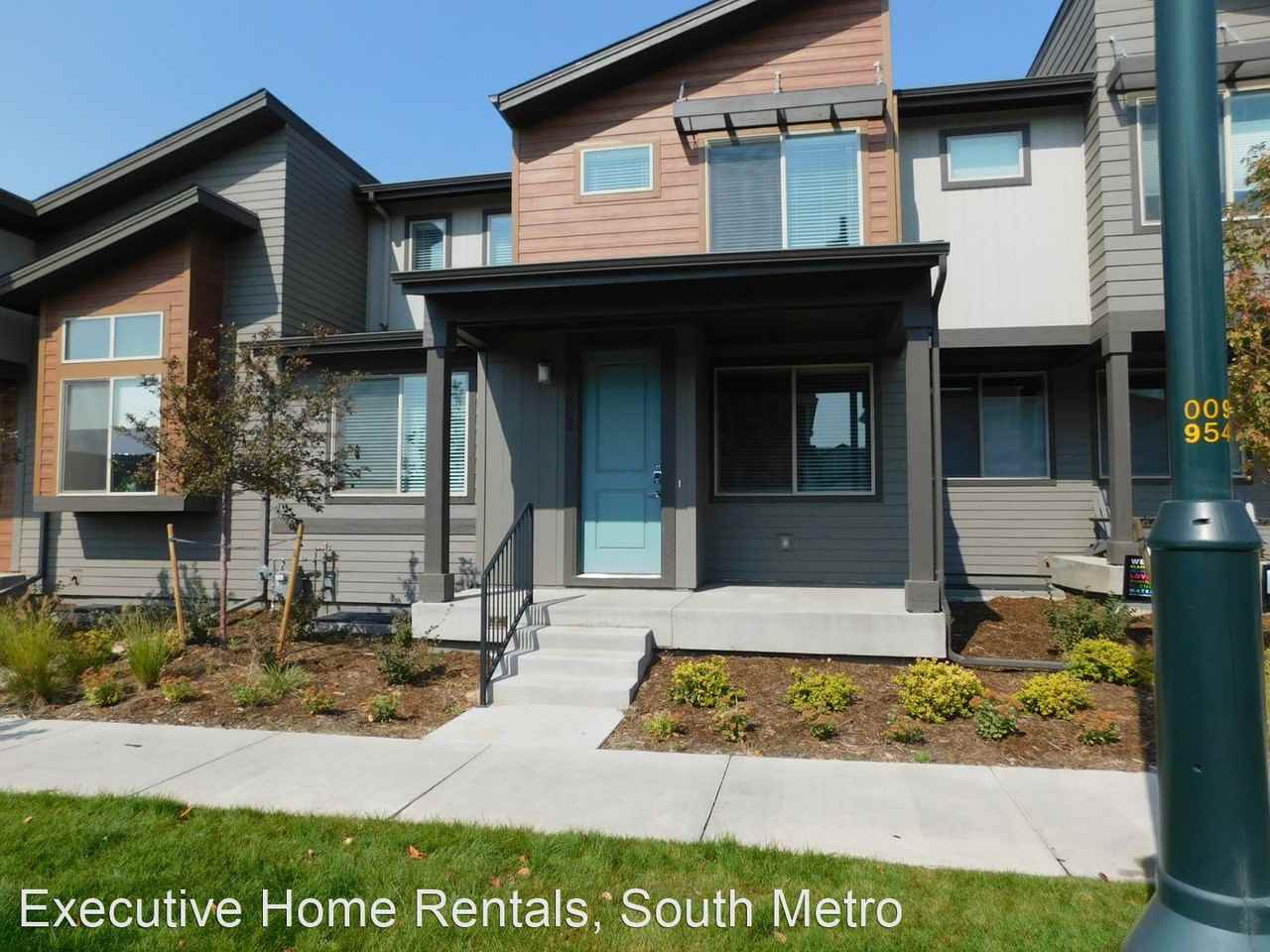 10005 E 59th Ave