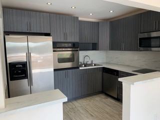 5731 Nw 37th St #204