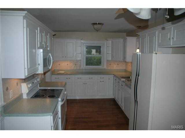 697 3rd St - Photo 3 of 25