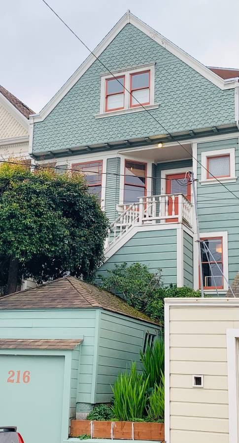 216 Hoffman Avenue - Photo 2 of 24