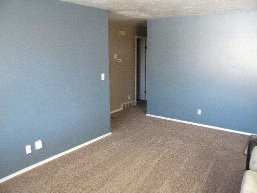 2086 N 175 W - Photo 3 of 14