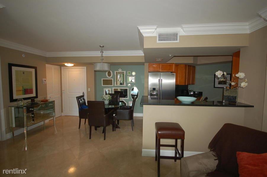 99 SE Mizner Blvd - Photo 2 of 12