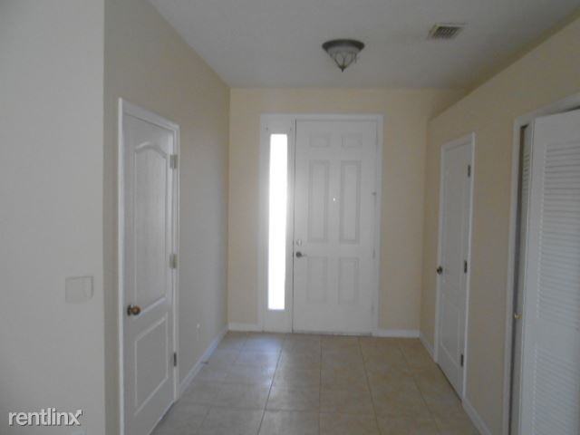 672 Fortanini Cir - Photo 2 of 13