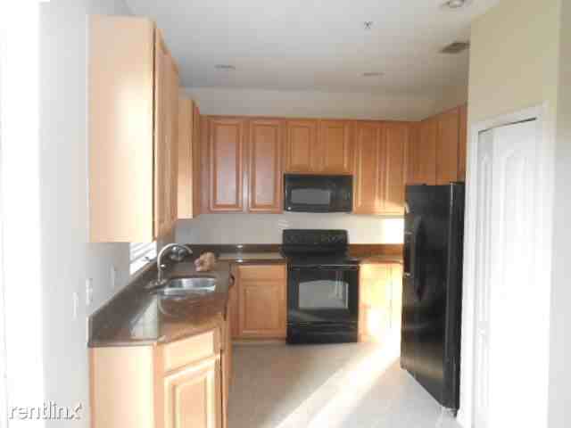 672 Fortanini Cir - Photo 3 of 13