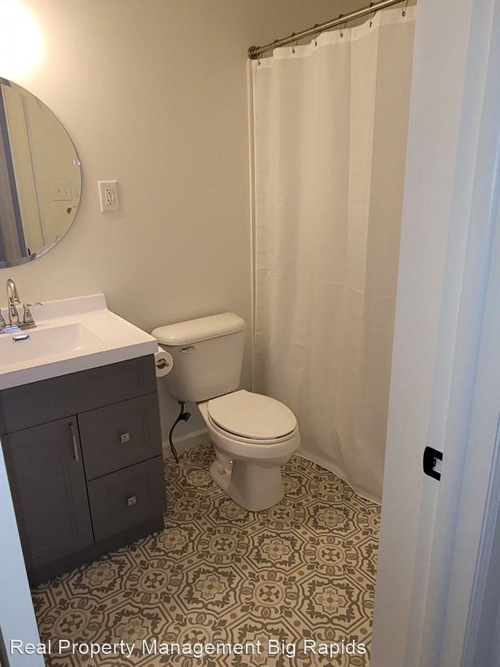 908 Cherry Ave - Photo 3 of 17