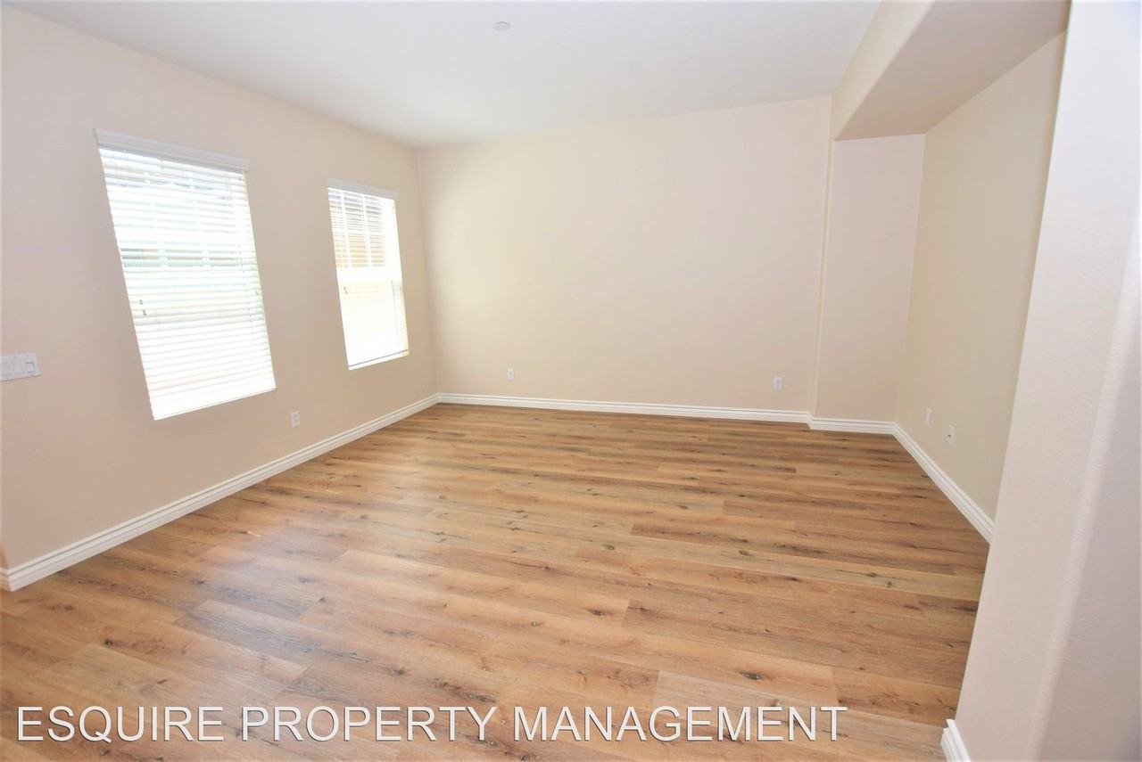 363 Feather River Pl - Photo 3 of 23