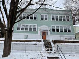 featured image of 148 Bates Ave