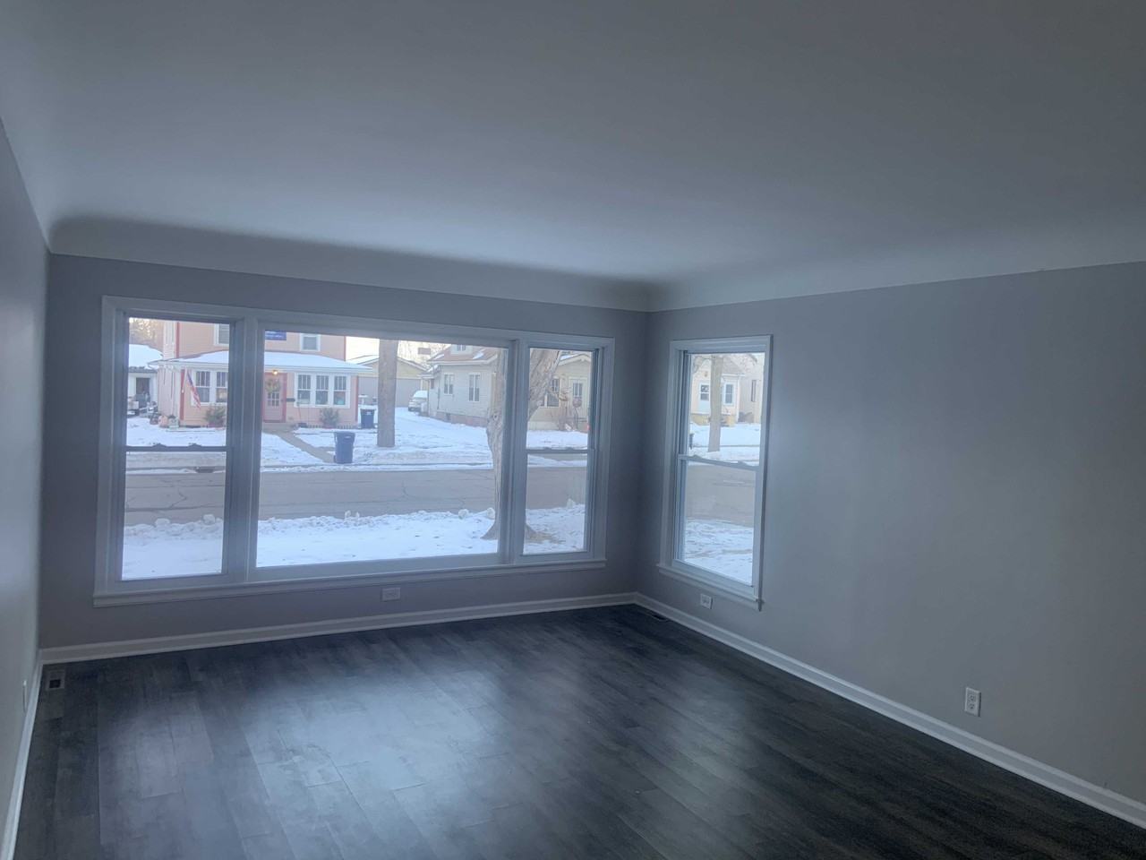 310 West St N - Photo 3 of 31