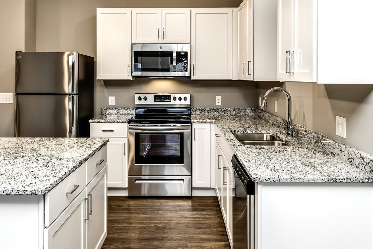 Vue 156 Apartments 15450 Ruggles St, Omaha, NE 68116 Zumper