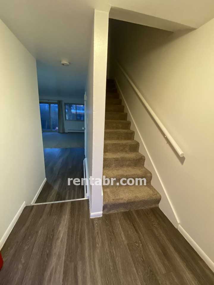 3819 Oak St - Photo 2 of 19