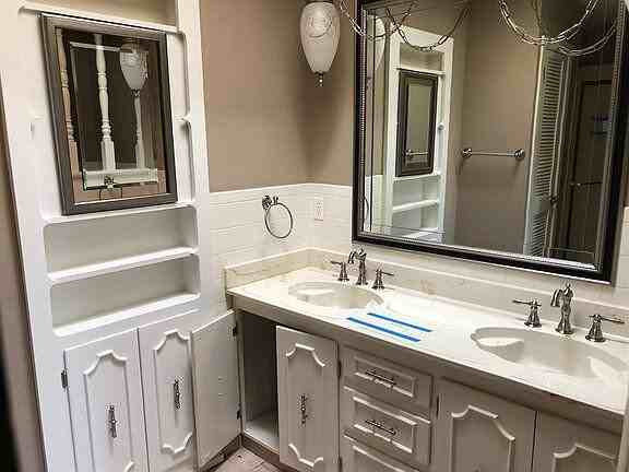 3100 Crockett Avenue - Photo 3 of 13