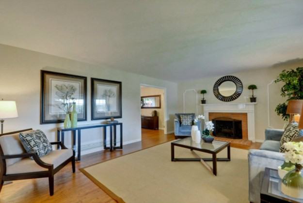 2920 Dolores Way - Photo 3 of 13