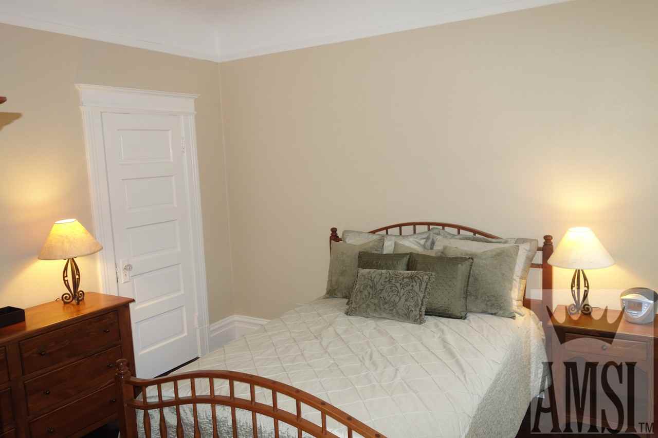 591 Francisco St - Photo 3 of 16