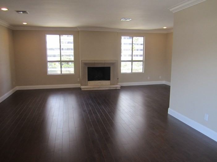 1224 S Barrington Ave - Photo 3 of 28