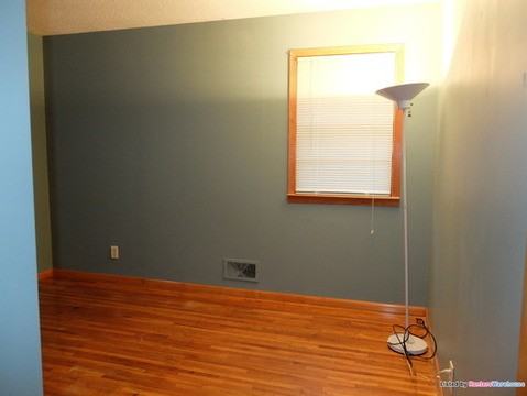 531 36th 1/2 Ave NE - Photo 3 of 13