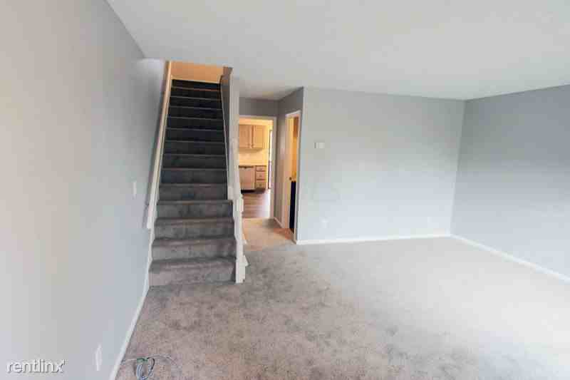 2876 Cranston Dr - Photo 3 of 14