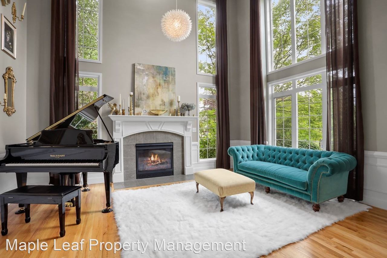 24114 E Greystone Ln - Photo 2 of 32