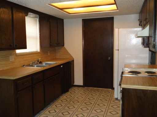 4504 Clendon Way - Photo 3 of 10