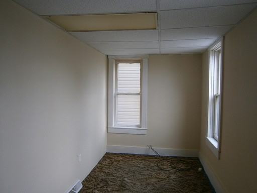 27 N Pleasant Ave - Photo 2 of 6
