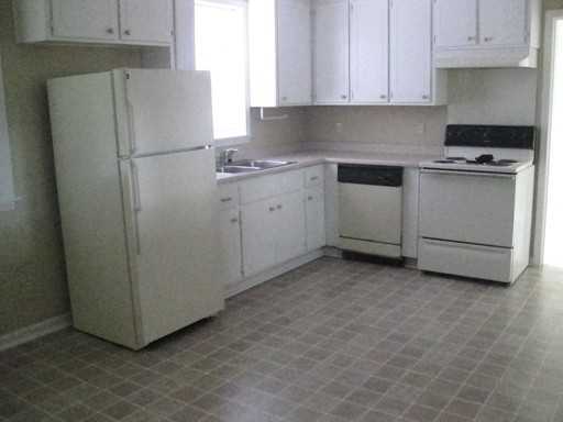 710 Heidi Ct - Photo 3 of 5