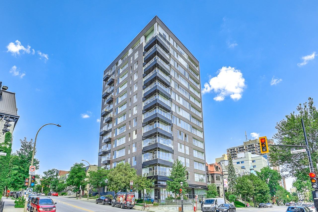 801 Rue Sherbrooke Est #702